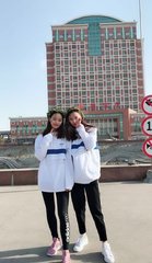 2025新澳管家婆免费_: 重要的选择与决策，对未来的前景令人期待。