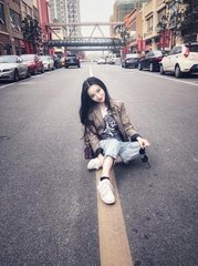 2025澳门和香港正版资料免费查询_: 备受关注的事件，难道不配有更多聚焦吗？